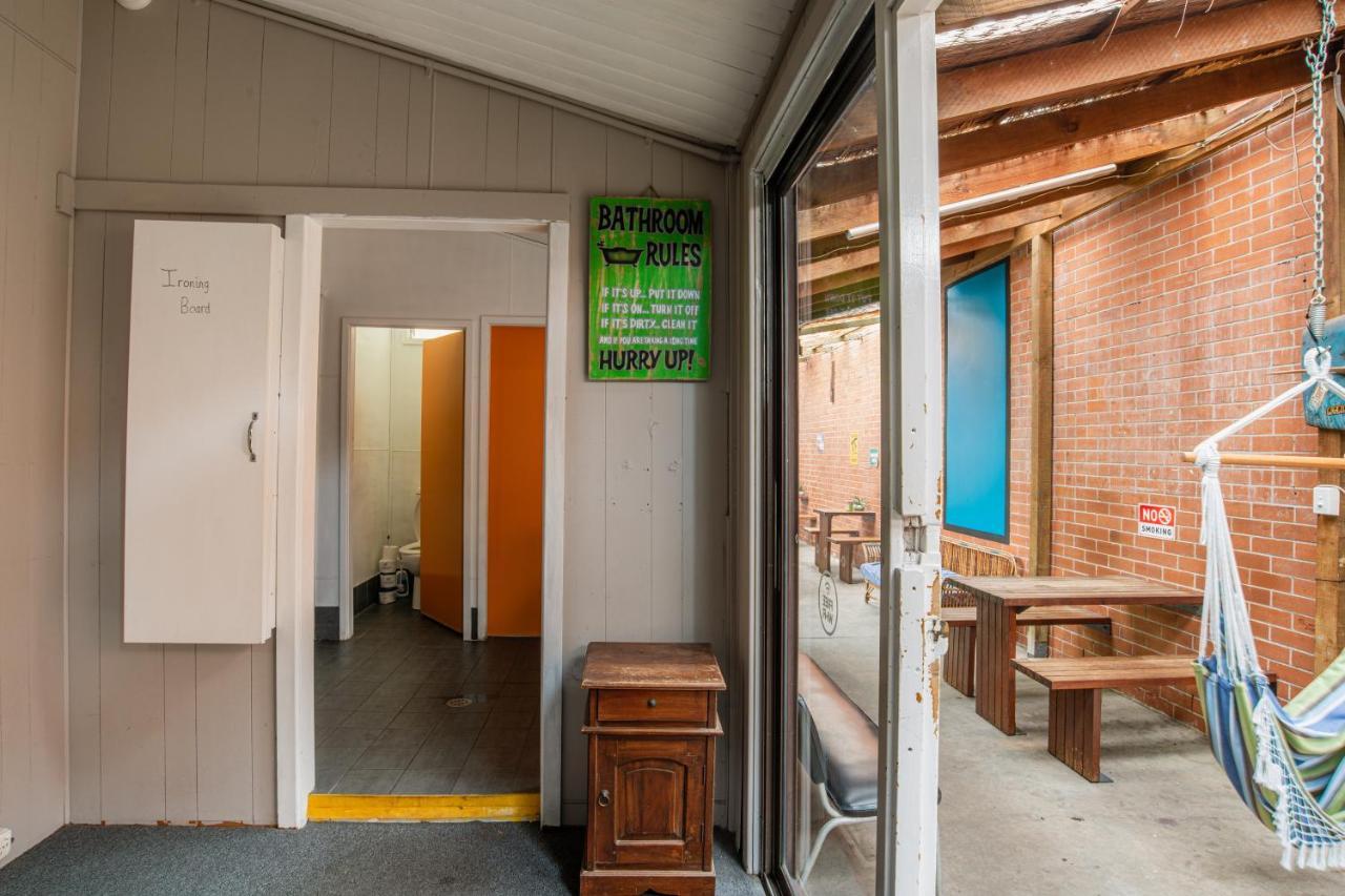 Backpackers Newcastle Hostel Exterior photo
