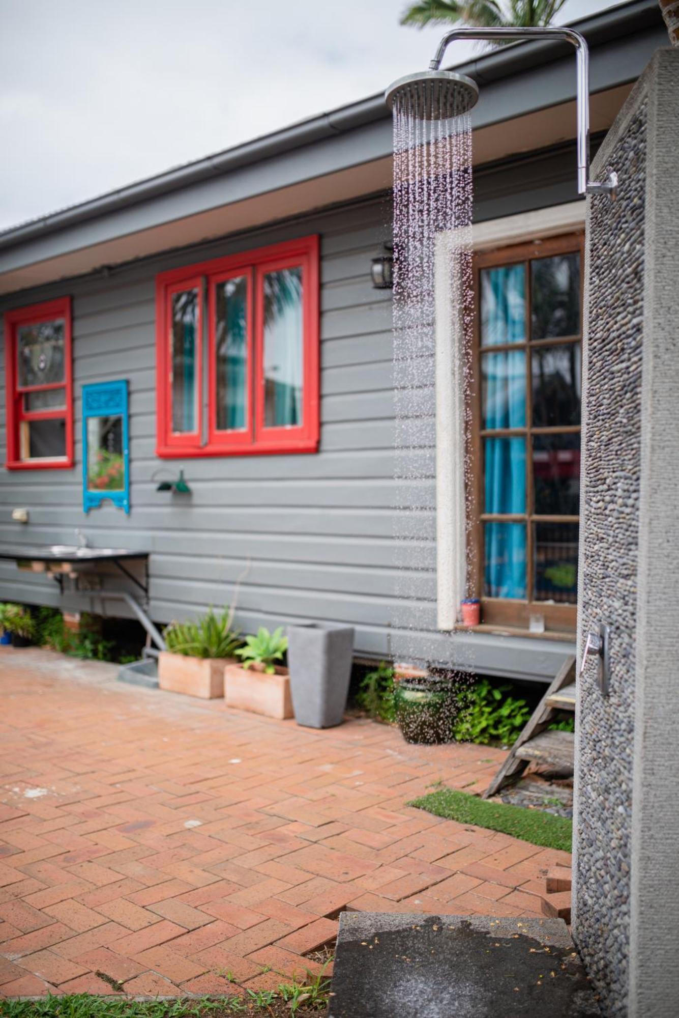 Backpackers Newcastle Hostel Exterior photo
